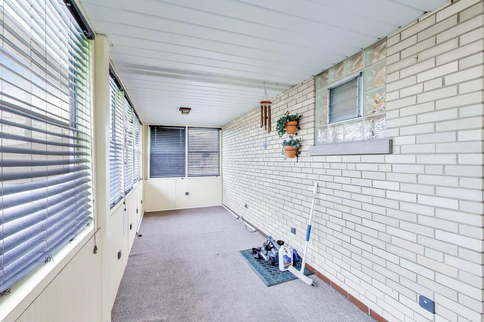 10108 Kilpatrick Avenue, Oak Lawn, IL 60453