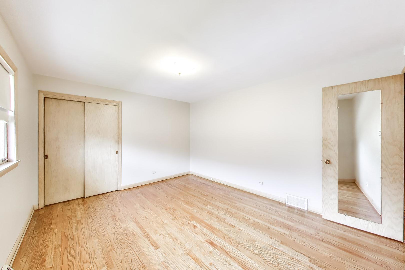 10108 Kilpatrick Avenue, Oak Lawn, IL 60453