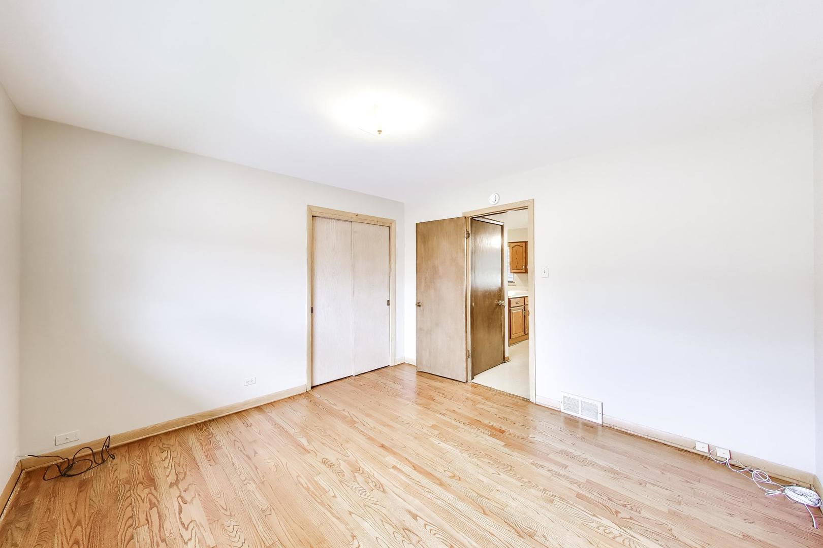 10108 Kilpatrick Avenue, Oak Lawn, IL 60453