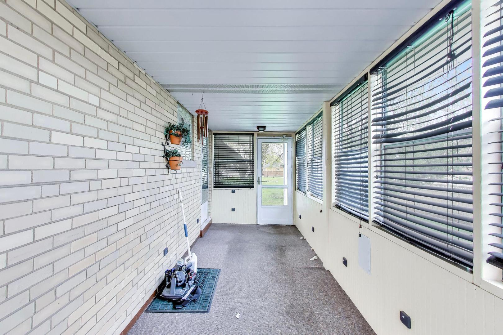 10108 Kilpatrick Avenue, Oak Lawn, IL 60453