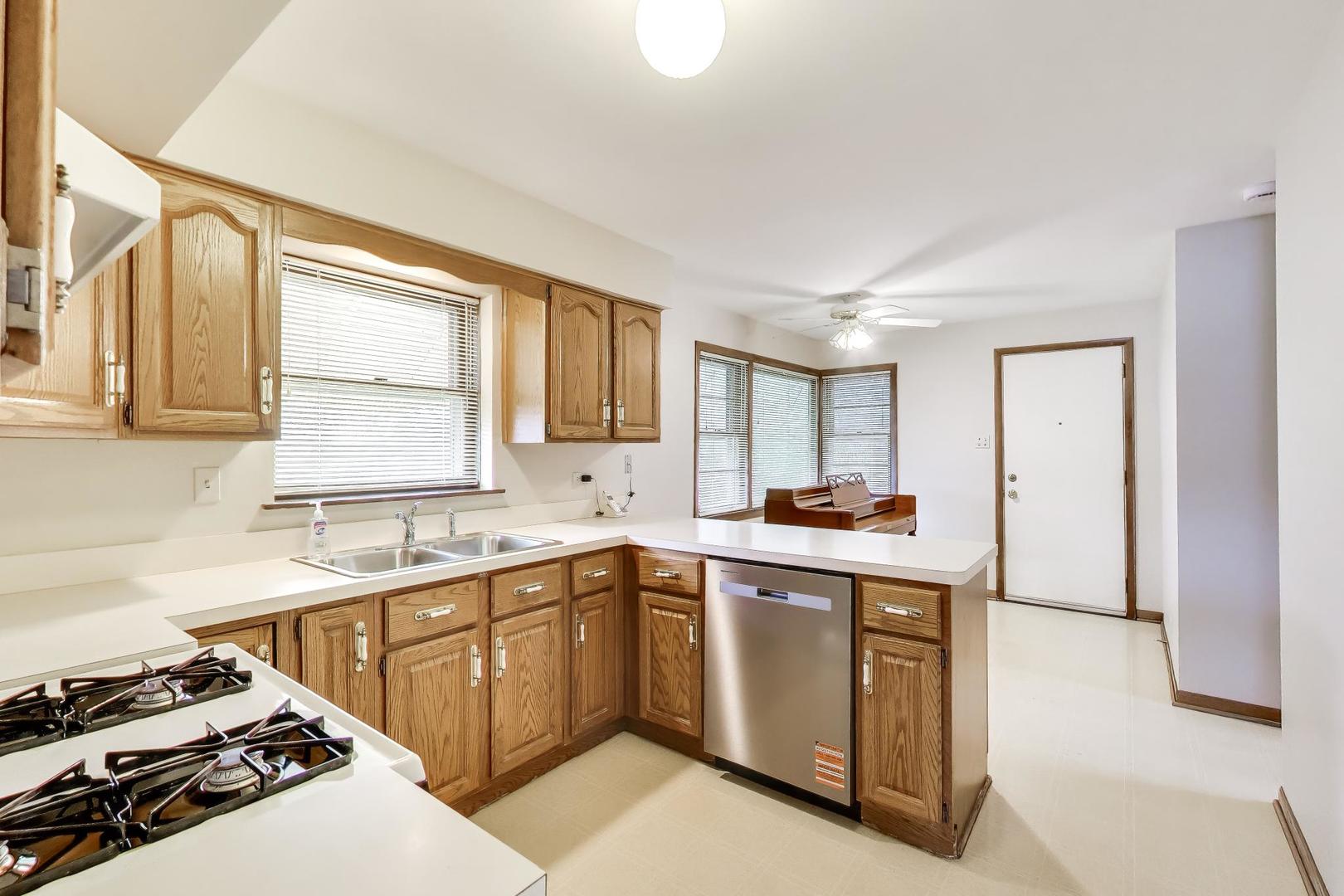 10108 Kilpatrick Avenue, Oak Lawn, IL 60453