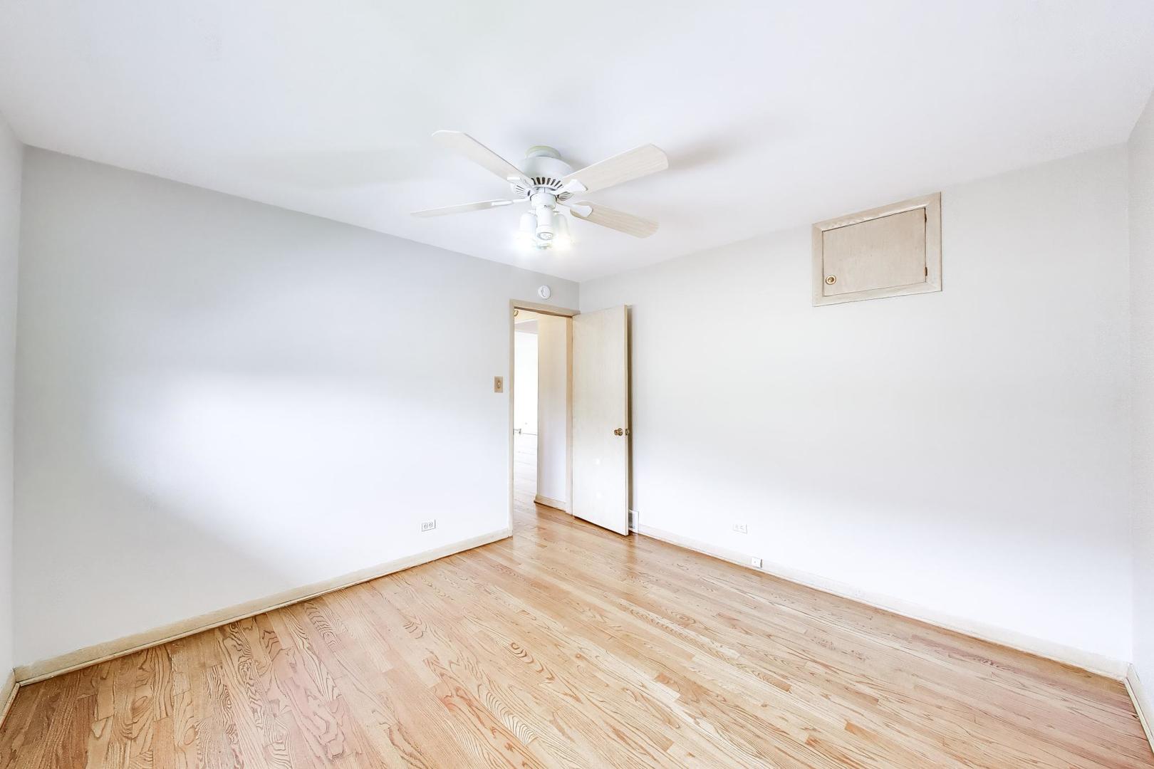 10108 Kilpatrick Avenue, Oak Lawn, IL 60453