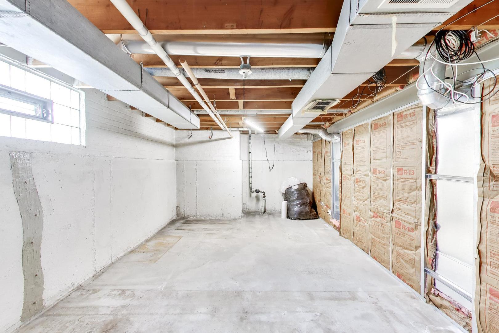 10108 Kilpatrick Avenue, Oak Lawn, IL 60453