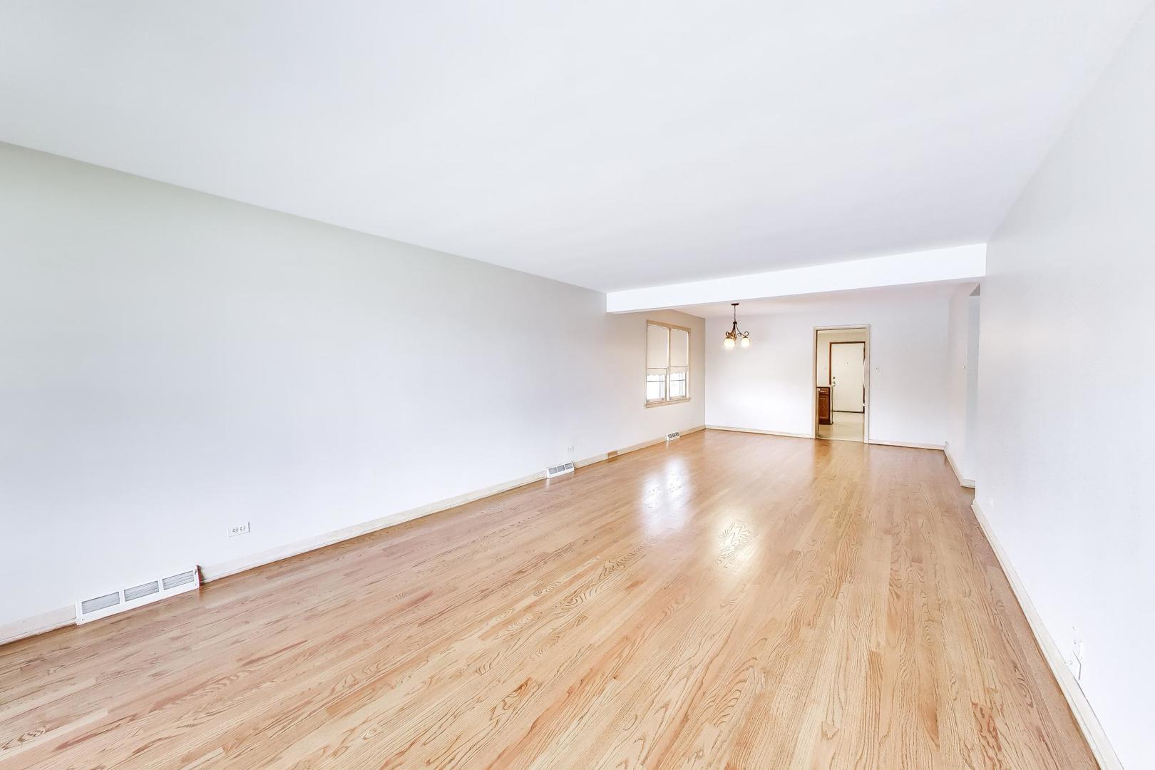 10108 Kilpatrick Avenue, Oak Lawn, IL 60453