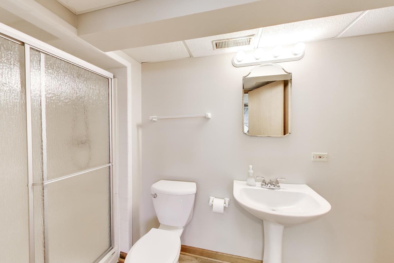 10108 Kilpatrick Avenue, Oak Lawn, IL 60453