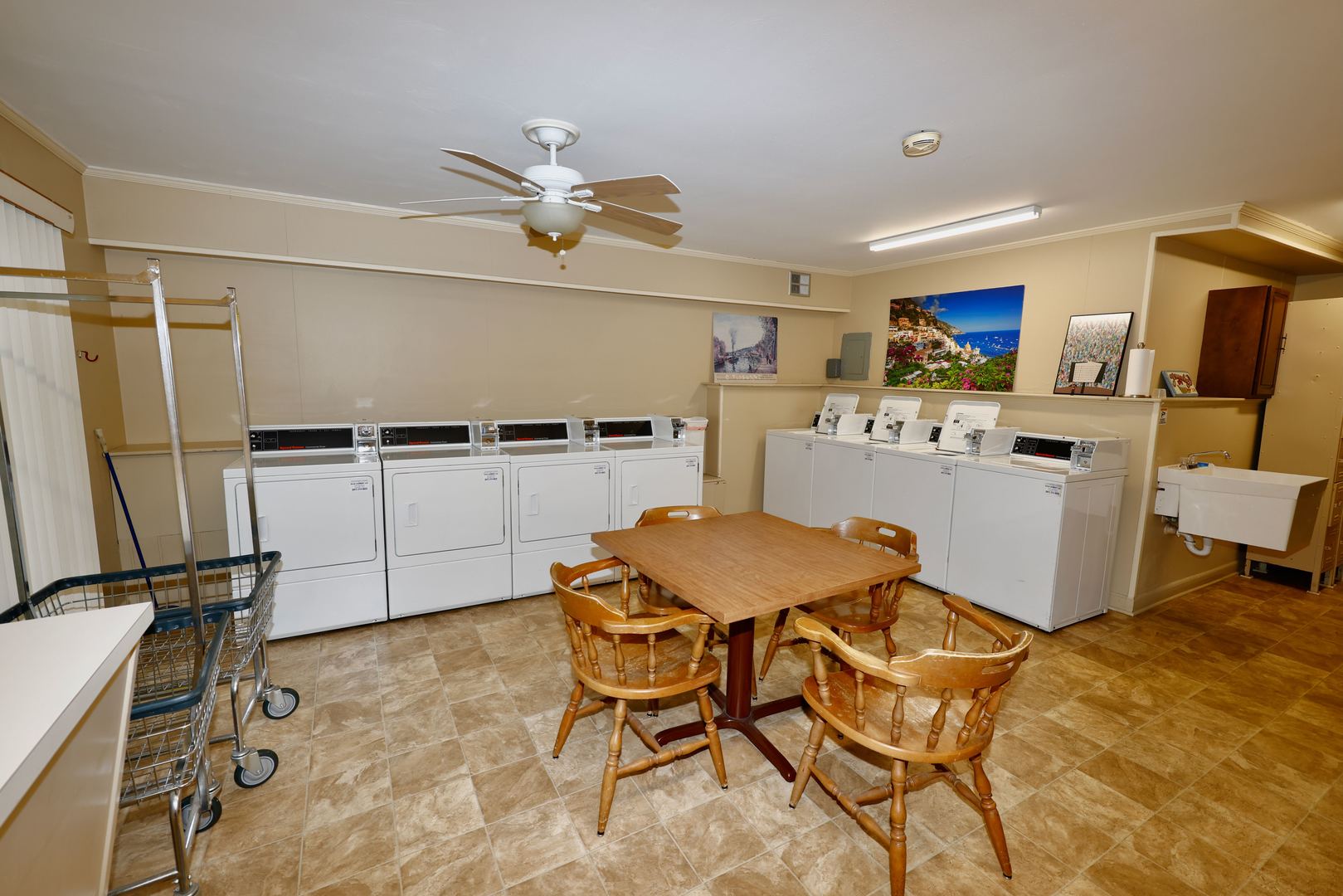 3950 Dundee Road #302, Northbrook, IL 60062