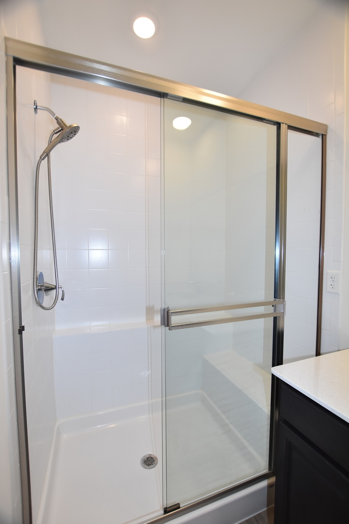 Naperville, IL 60564