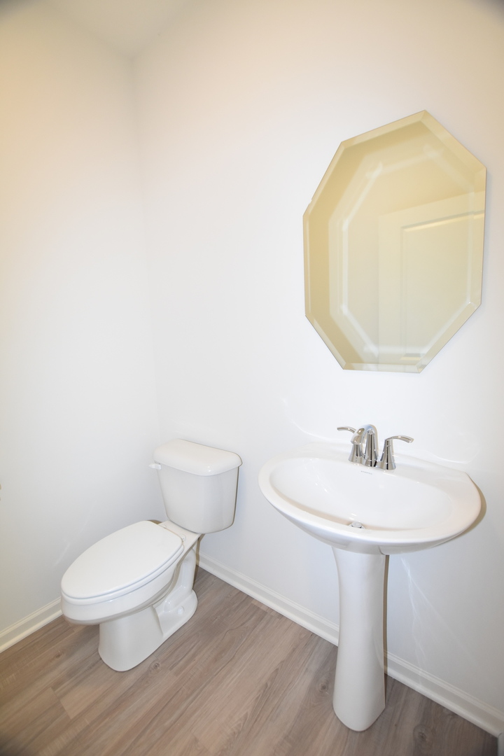 Naperville, IL 60564