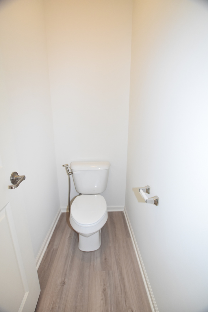 Naperville, IL 60564