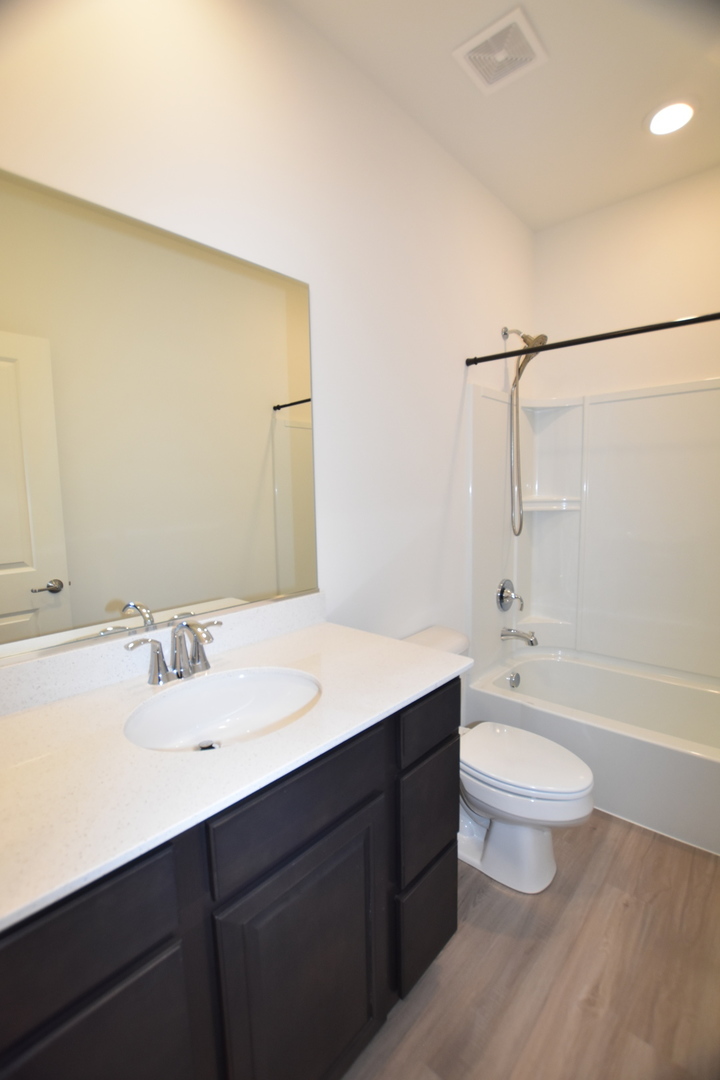 Naperville, IL 60564