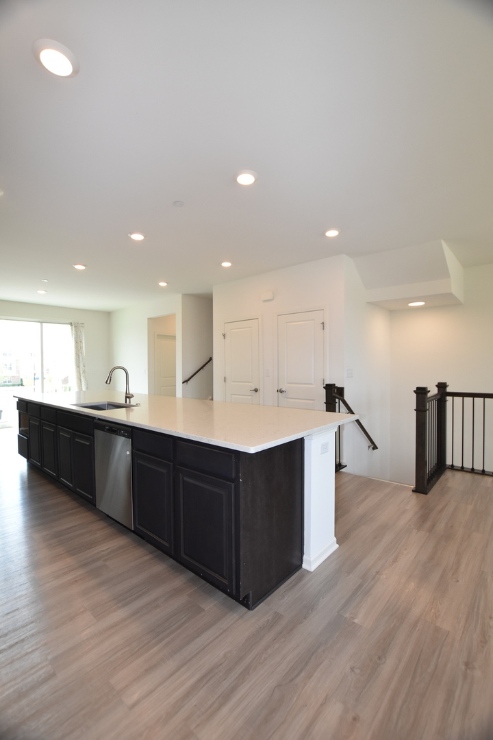 Naperville, IL 60564