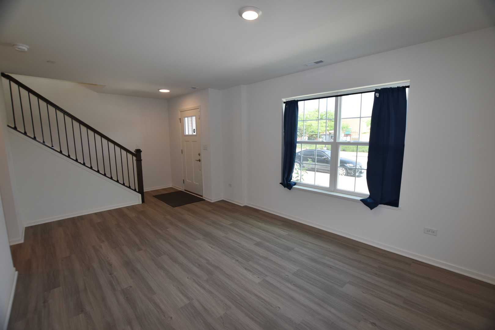 Naperville, IL 60564