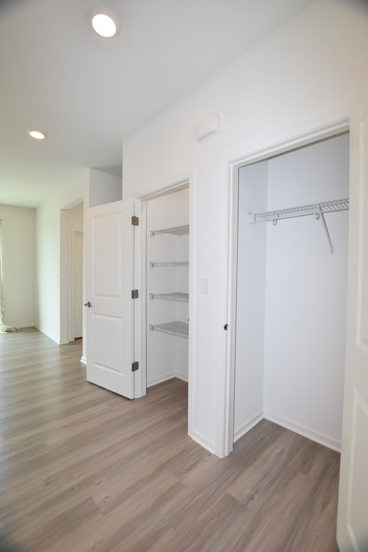 Naperville, IL 60564