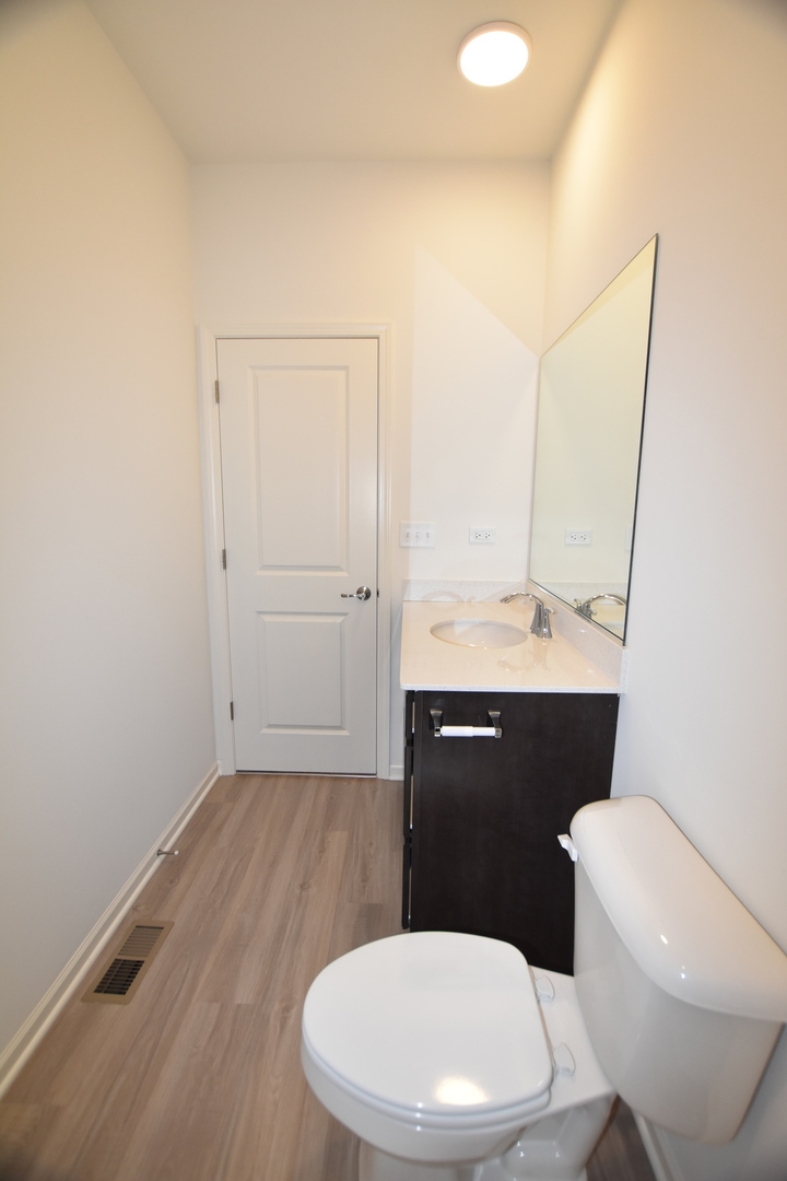 Naperville, IL 60564