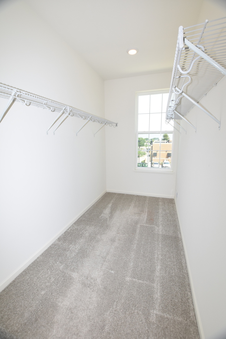 Naperville, IL 60564