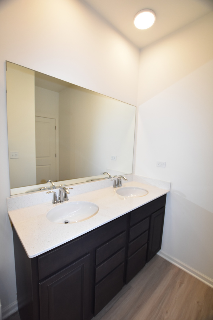 Naperville, IL 60564