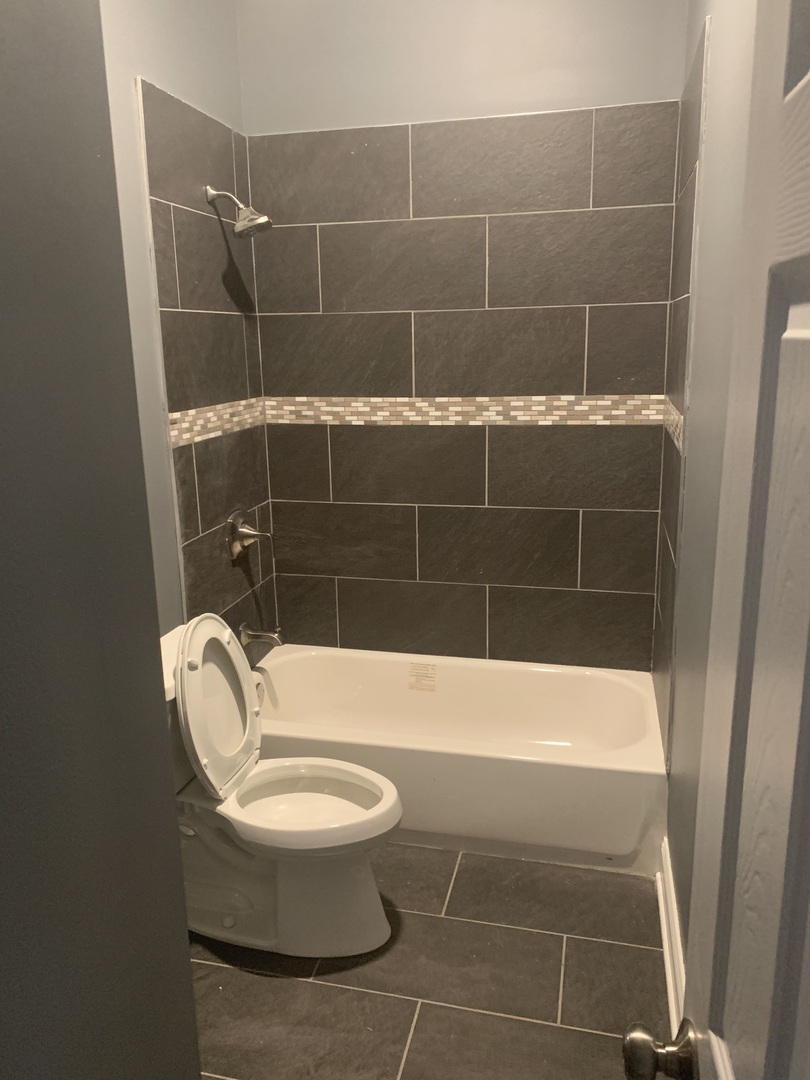 3446 W Jackson Boulevard, Chicago, IL 60624