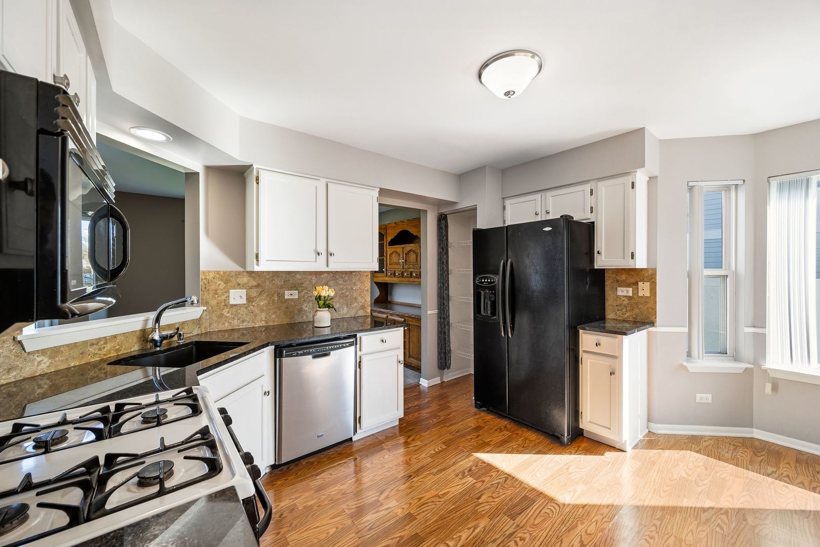 5 Longview Court, South Elgin, IL 60177