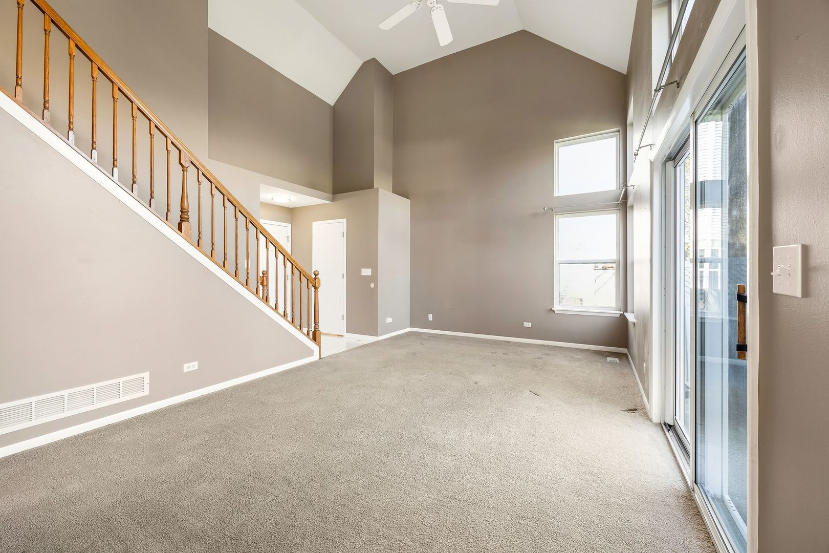 5 Longview Court, South Elgin, IL 60177