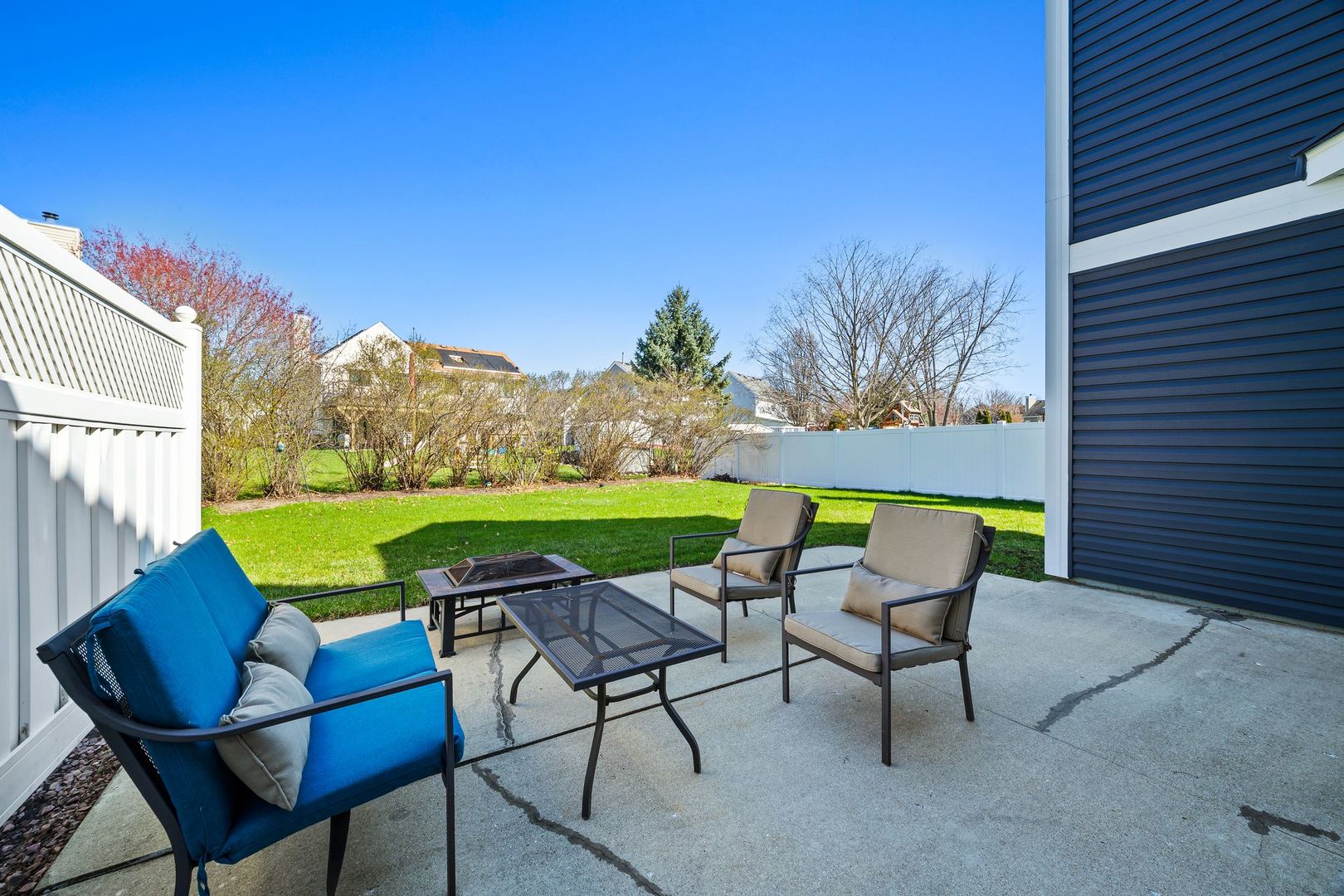 5 Longview Court, South Elgin, IL 60177