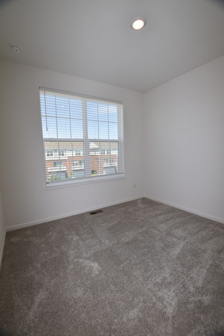 Naperville, IL 60564