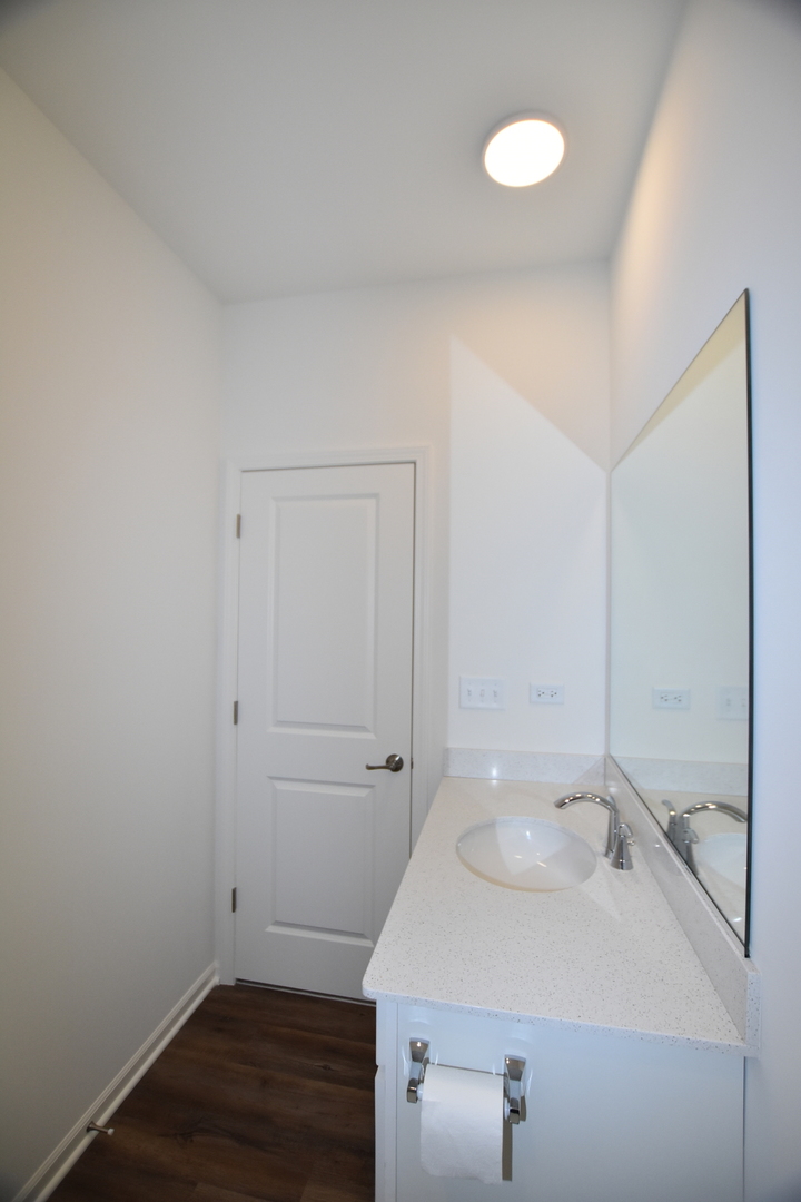 Naperville, IL 60564