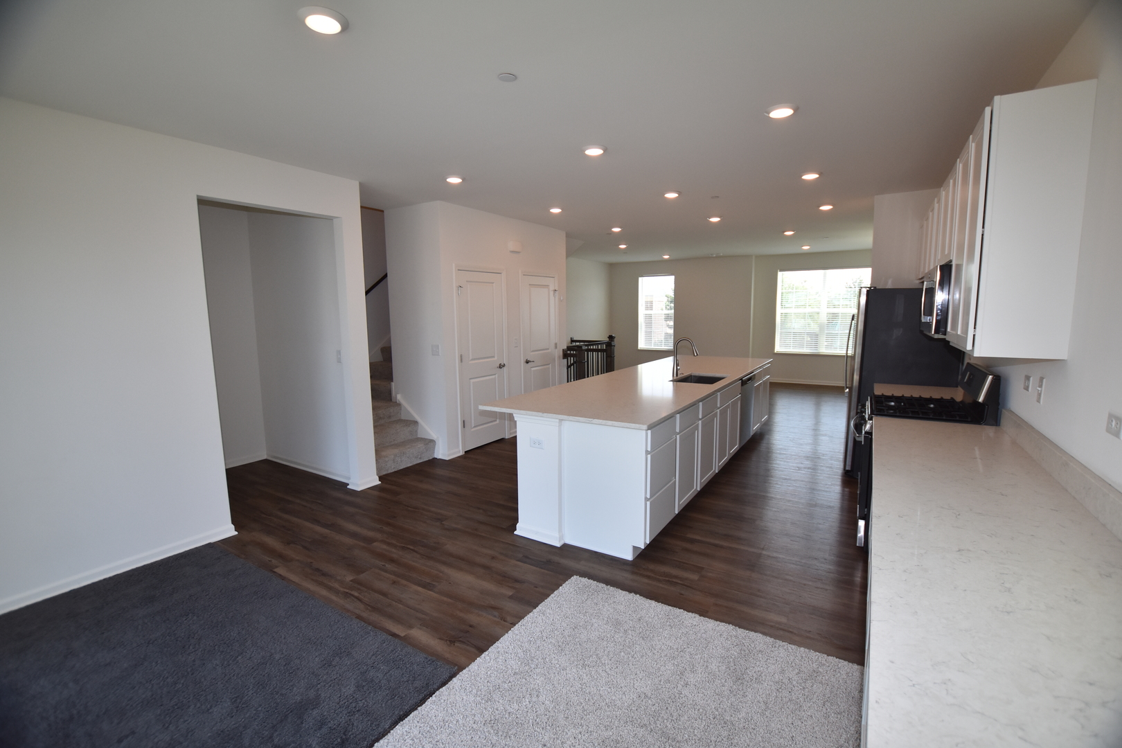 Naperville, IL 60564