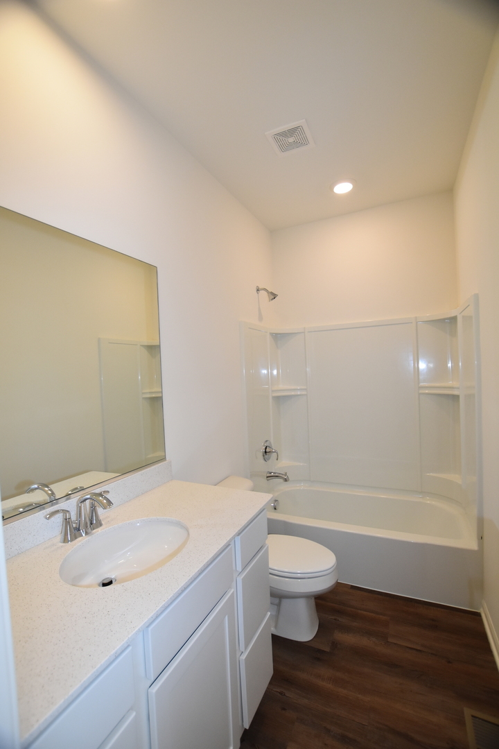 Naperville, IL 60564