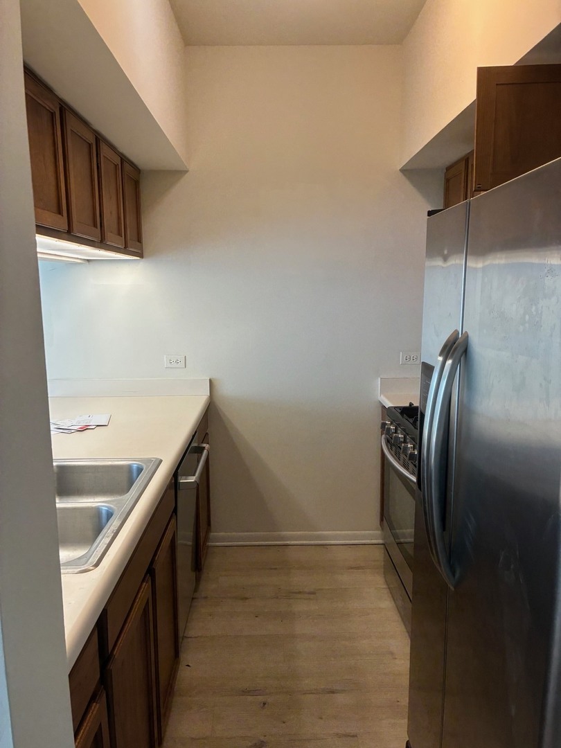 1158 Regency Drive, Schaumburg, IL 60193