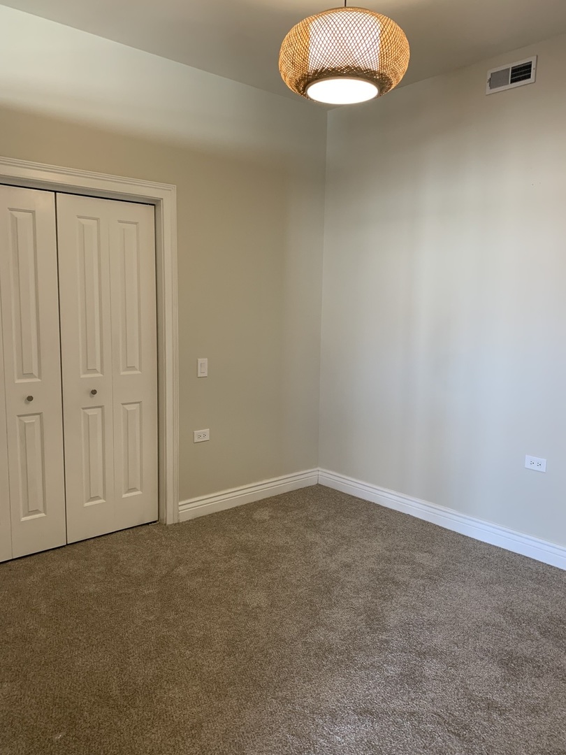 3300 W Irving Park Road #M3, Chicago, IL 60618