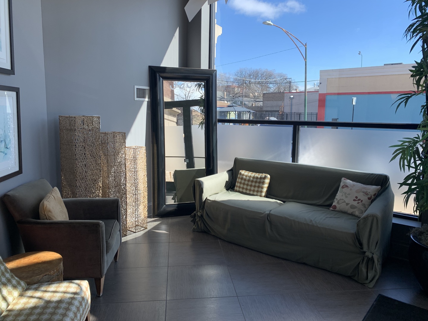 3300 W Irving Park Road #M3, Chicago, IL 60618