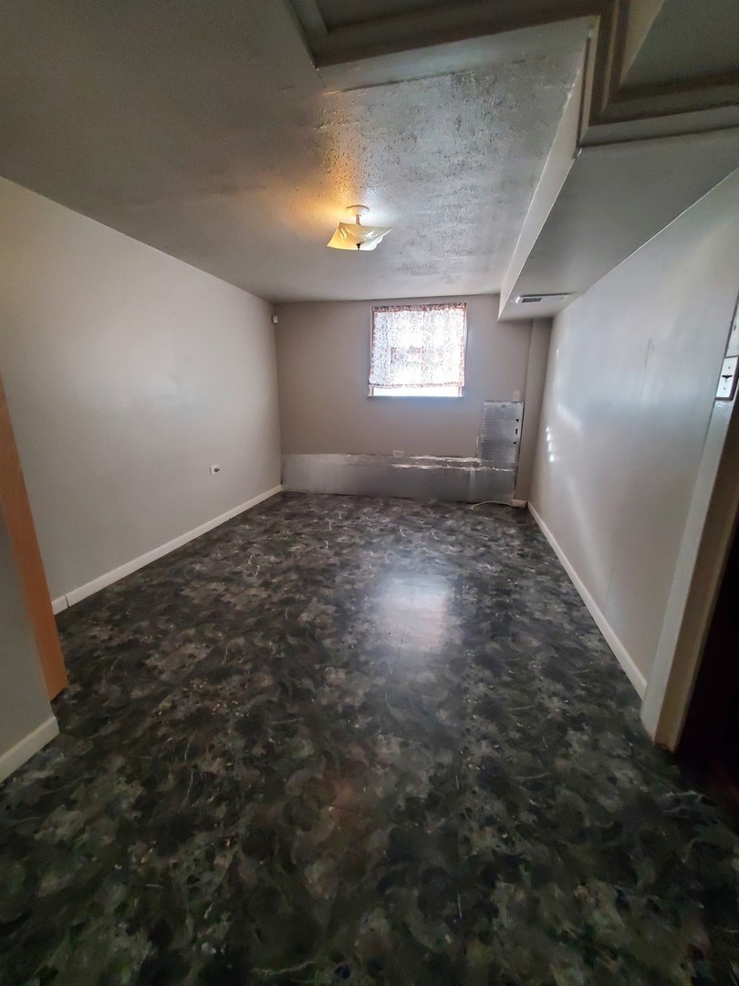 450 E MULBERRY Court, Glenwood, IL 60425