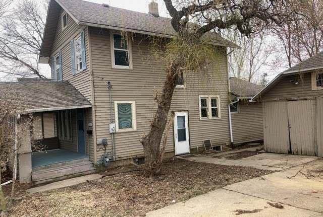 1662 S Chicago Avenue, Freeport, IL 61032