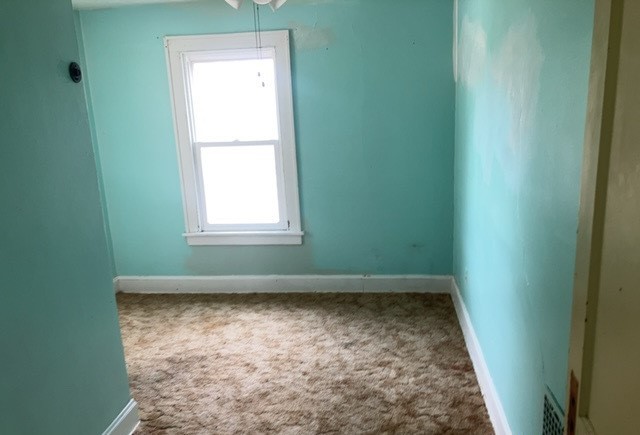 1662 S Chicago Avenue, Freeport, IL 61032