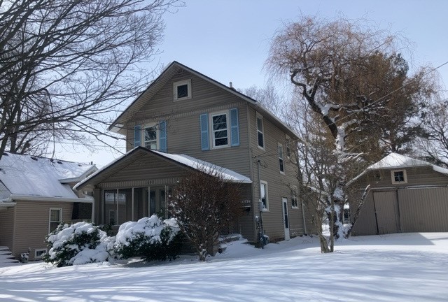 1662 S Chicago Avenue, Freeport, IL 61032