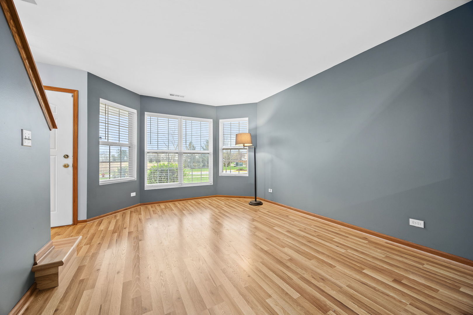 568 Four Seasons Boulevard, Aurora, IL 60504