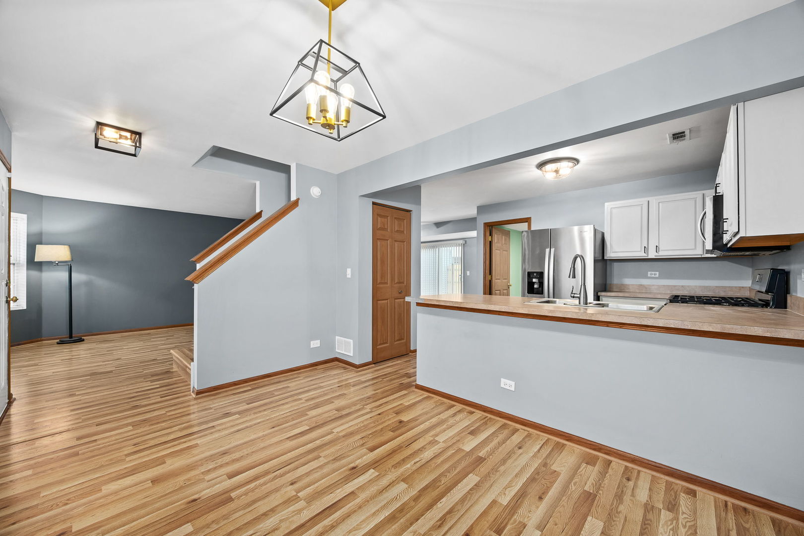 568 Four Seasons Boulevard, Aurora, IL 60504