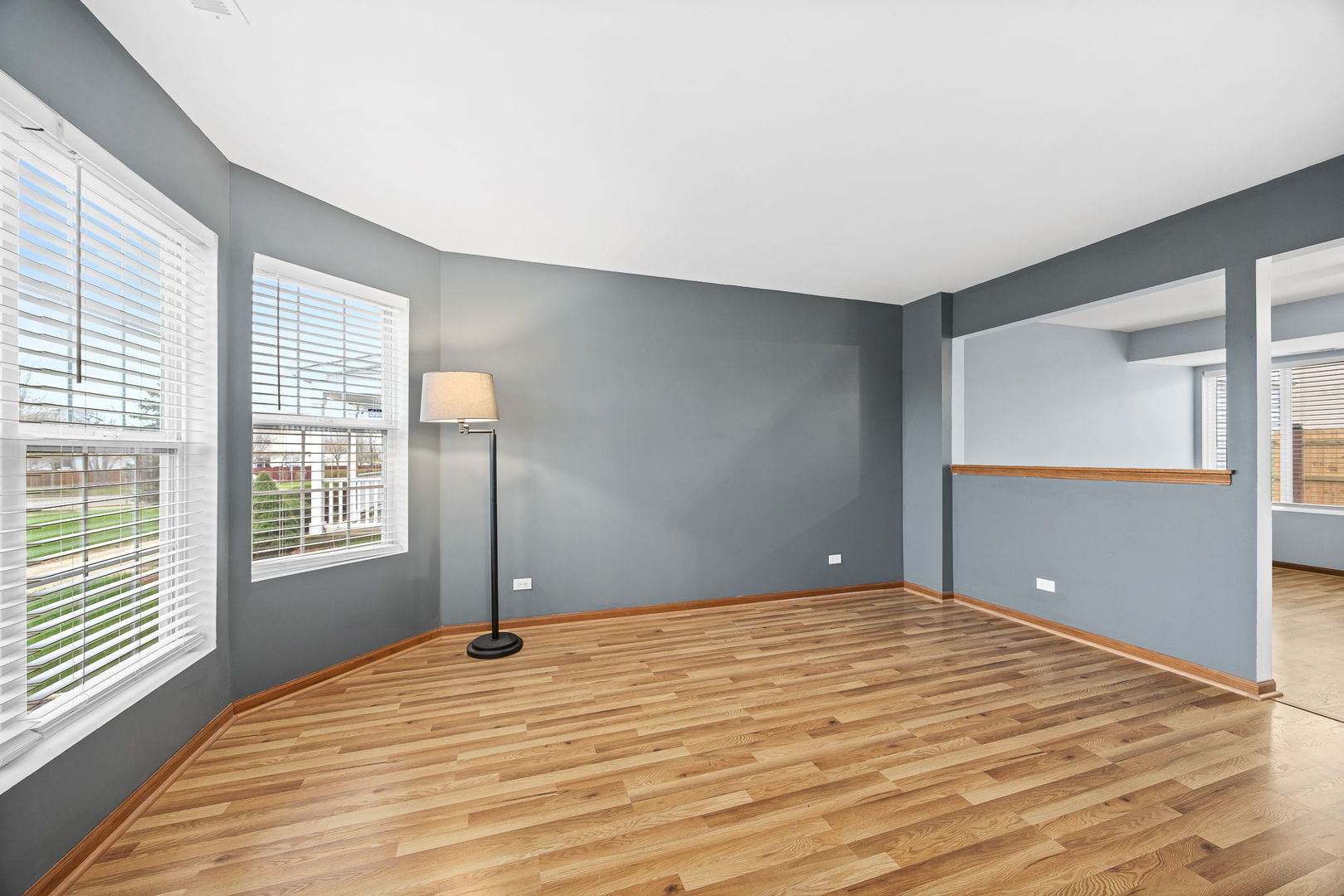 568 Four Seasons Boulevard, Aurora, IL 60504