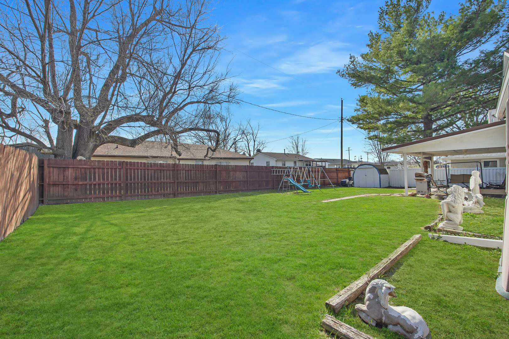 416 S Chestnut Street, Leroy, IL 61752