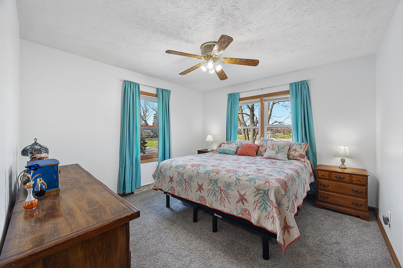 416 S Chestnut Street, Leroy, IL 61752