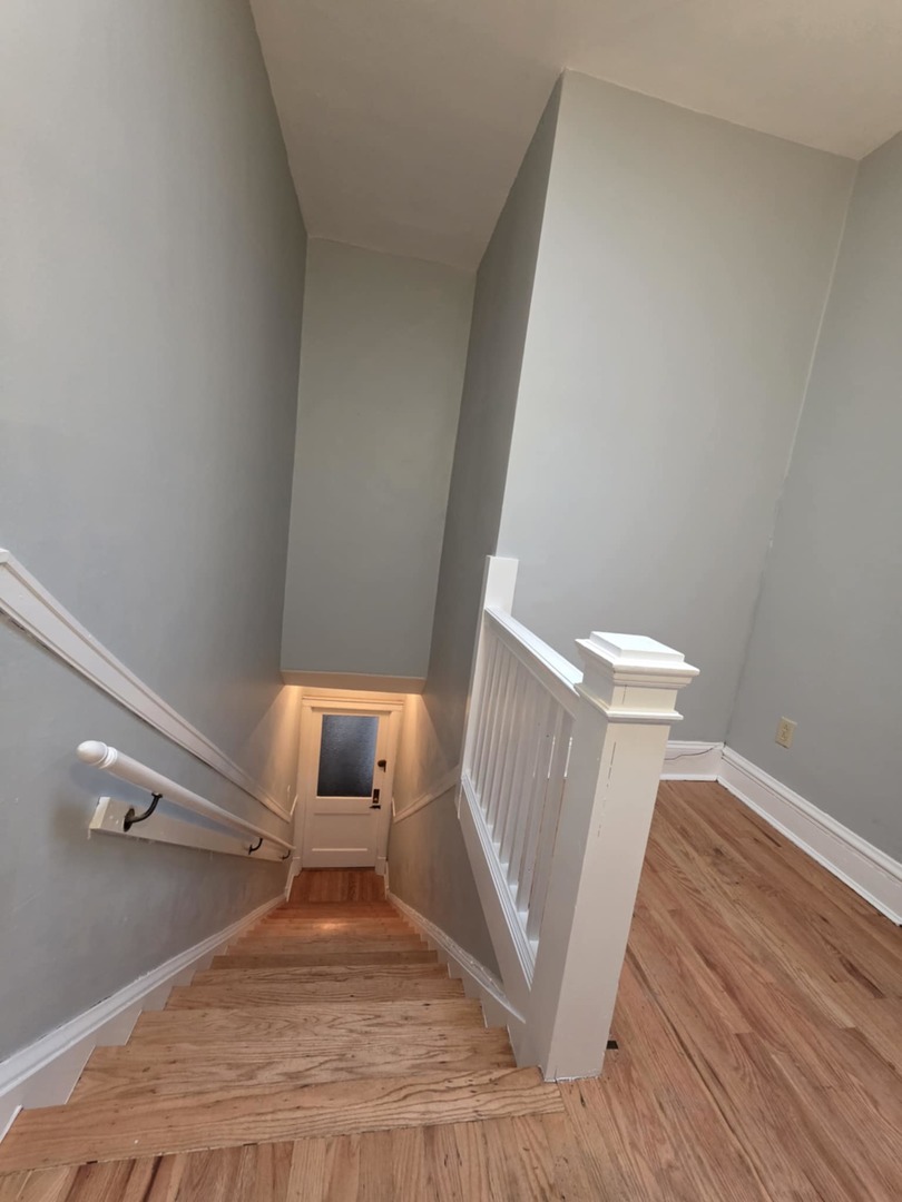 6946 S Prairie Avenue #2, Chicago, IL 60637