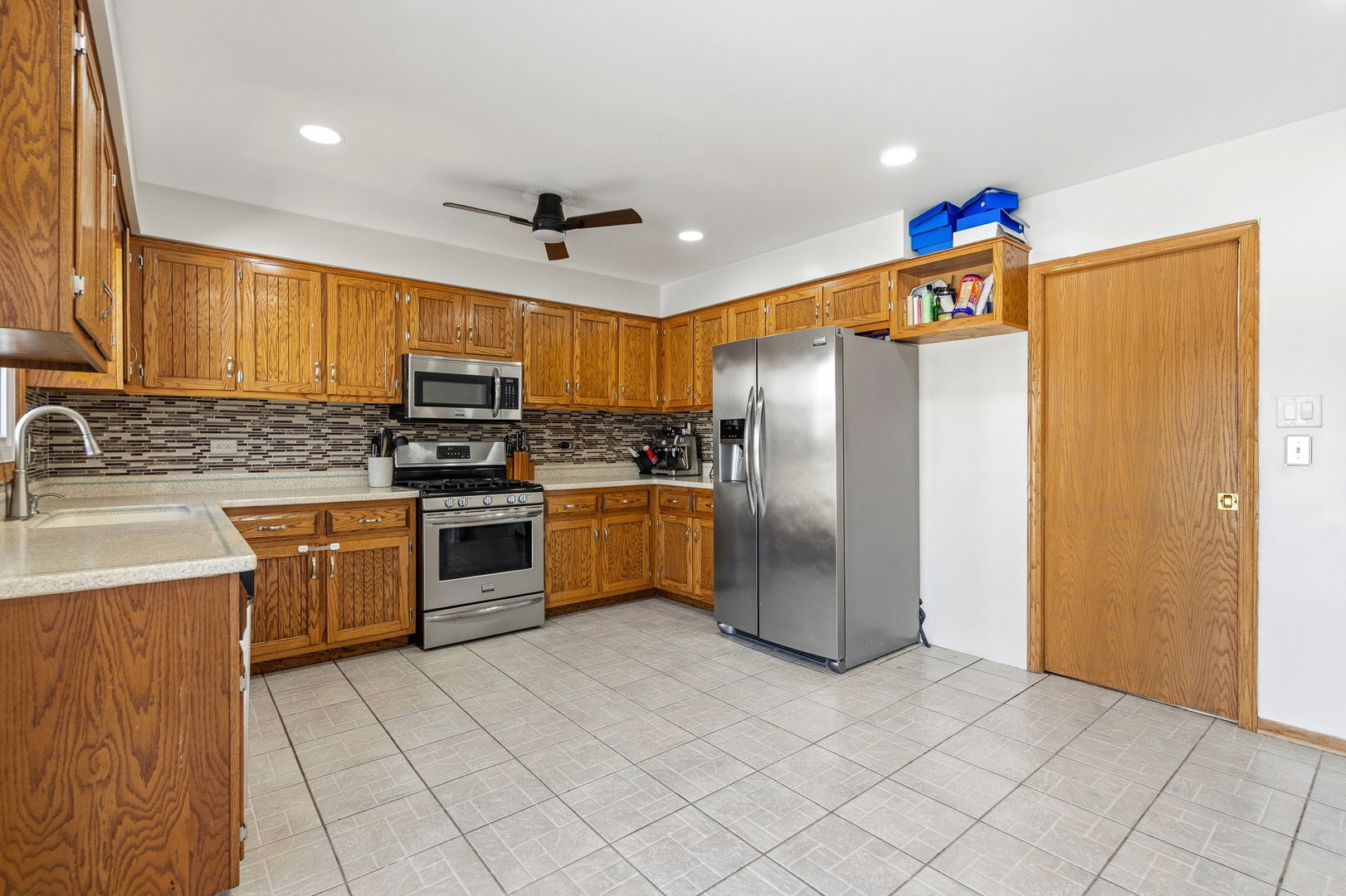 16951 Shannon Drive, Tinley Park, IL 60477