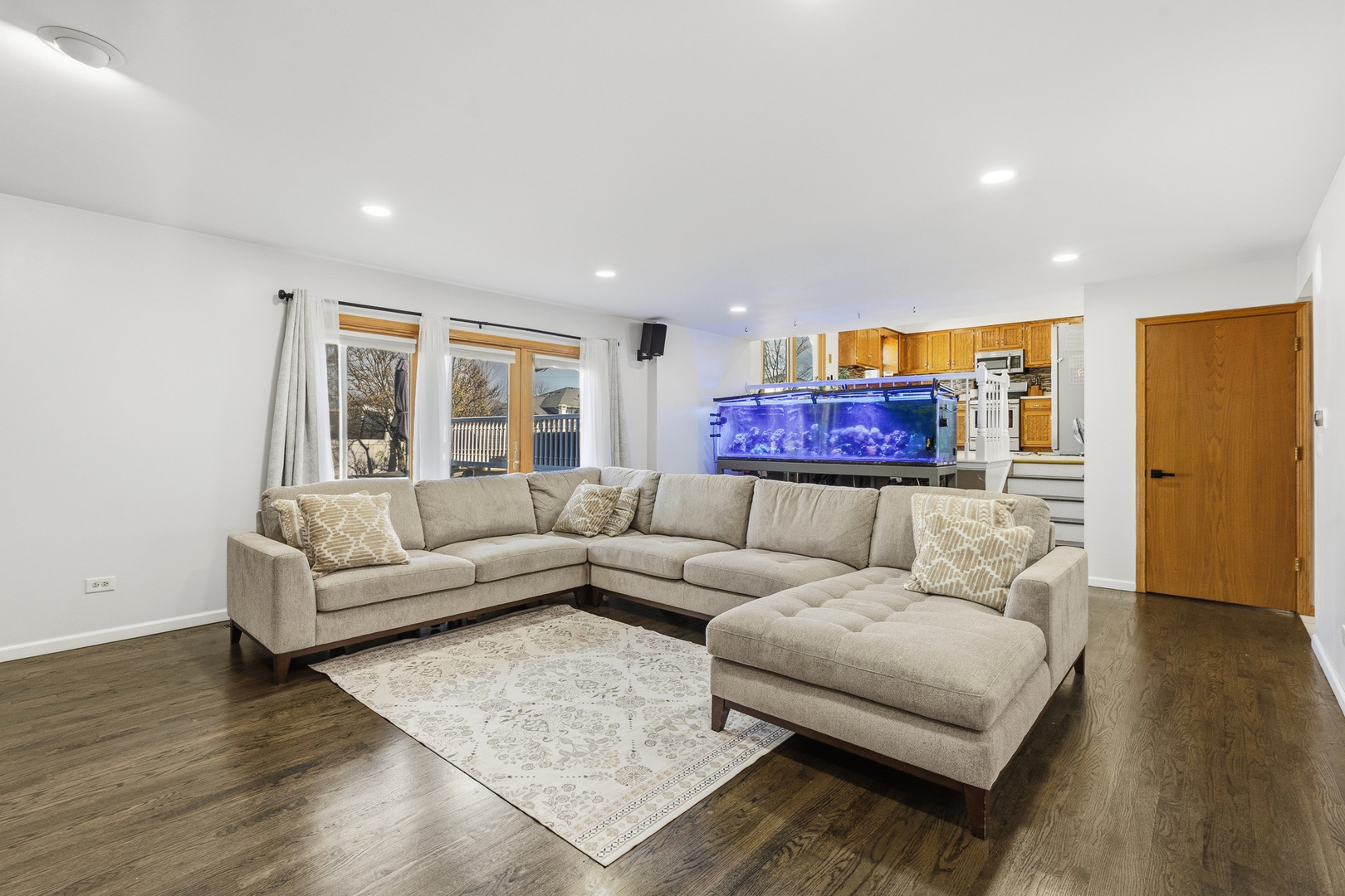 16951 Shannon Drive, Tinley Park, IL 60477