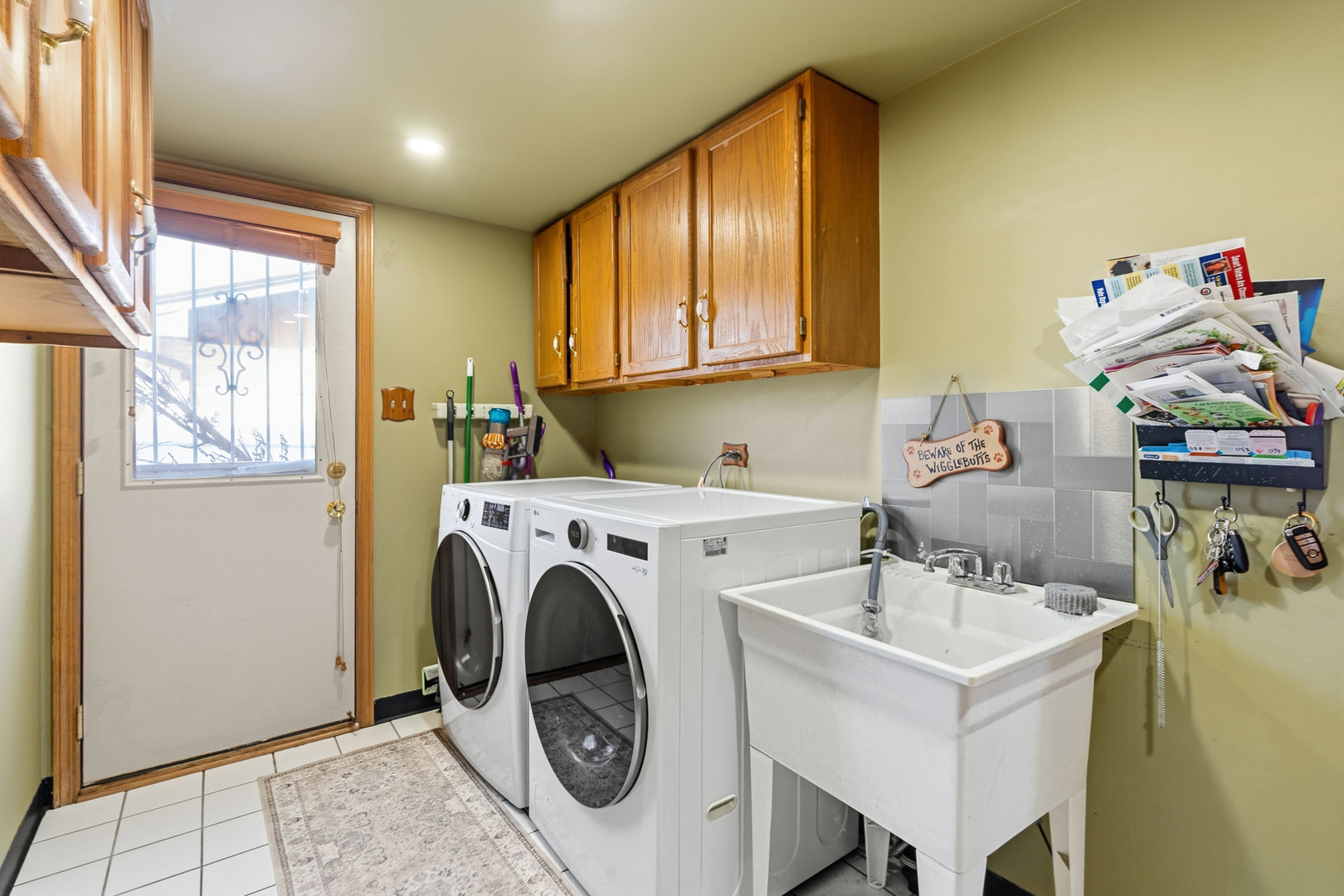 16951 Shannon Drive, Tinley Park, IL 60477