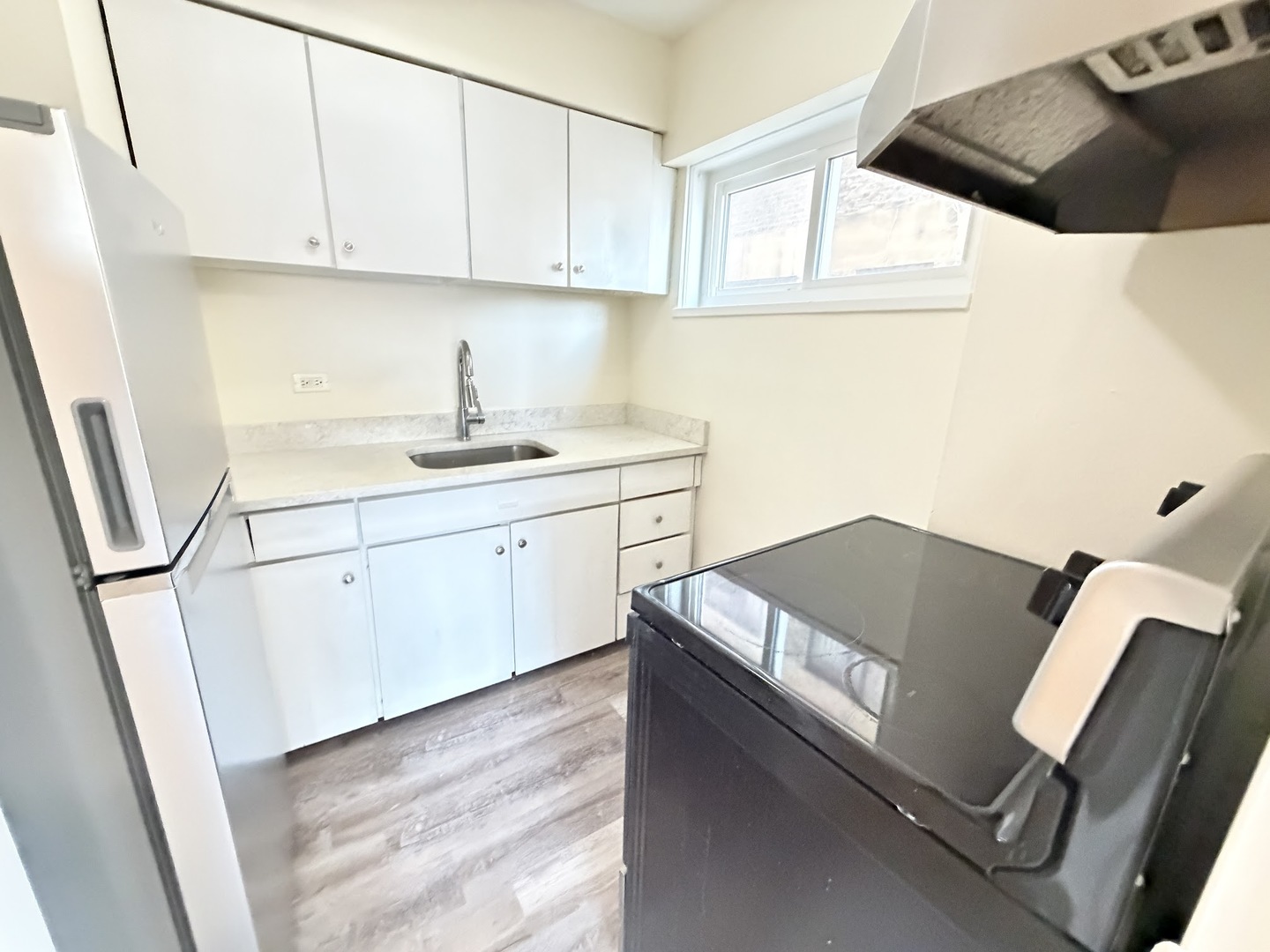 1400 chicago Avenue #408, Evanston, IL 60201