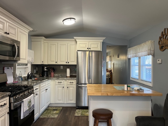 2795 E 28th Lot 1481 Road, Seneca, IL 61360