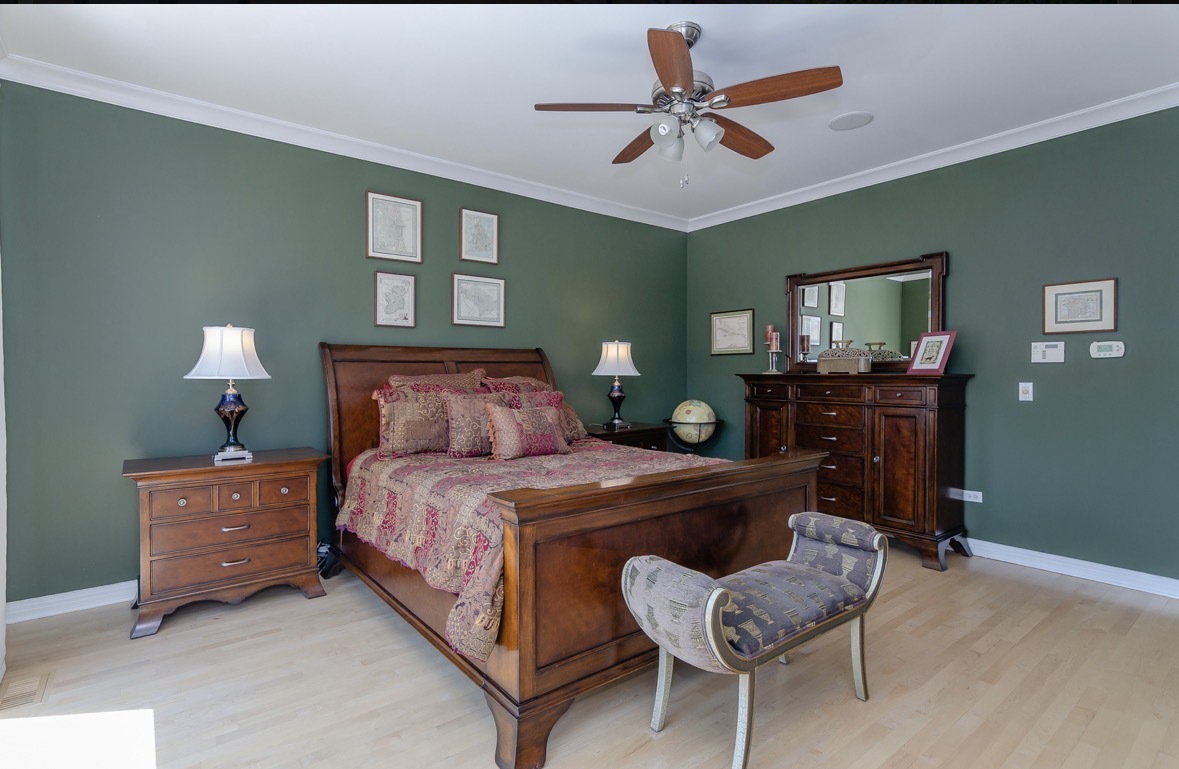 1125 W Monroe Street, Chicago, IL 60607