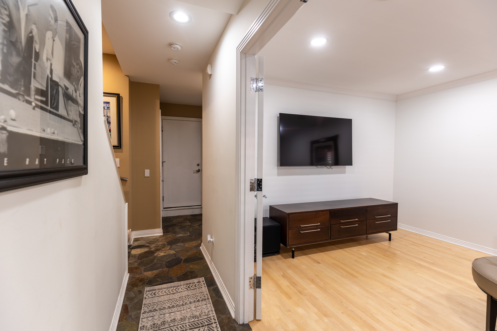 1125 W Monroe Street, Chicago, IL 60607