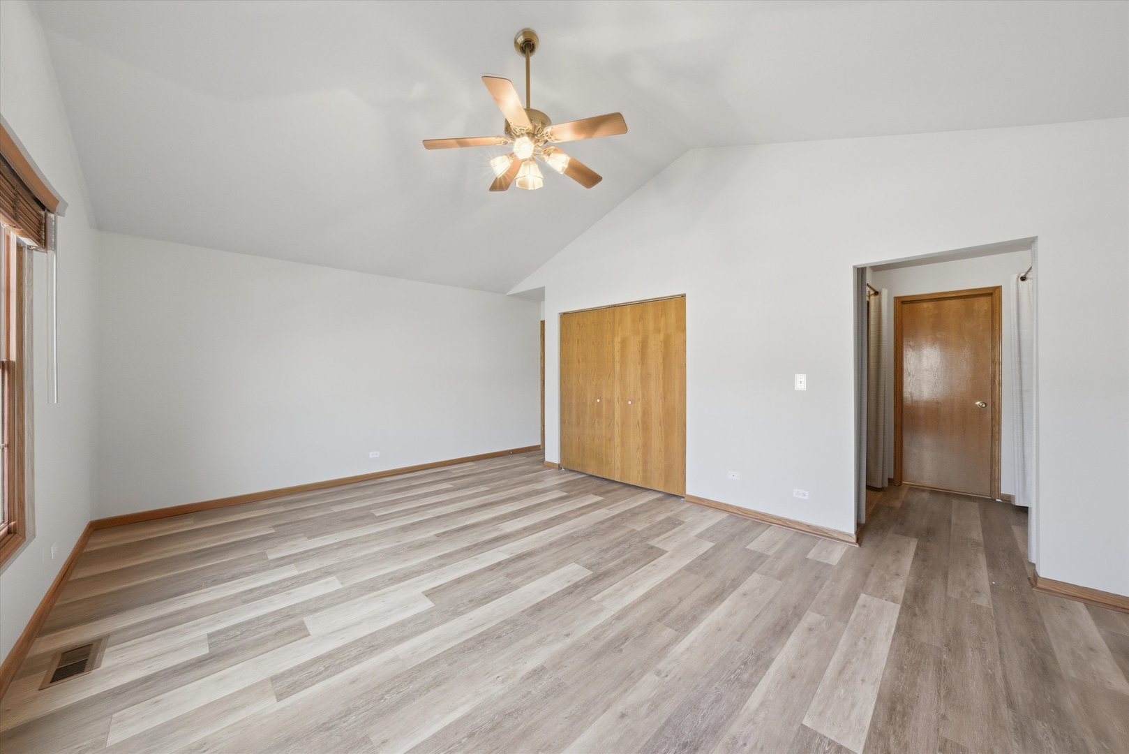 7770 Bristol Park Drive, Tinley Park, IL 60477