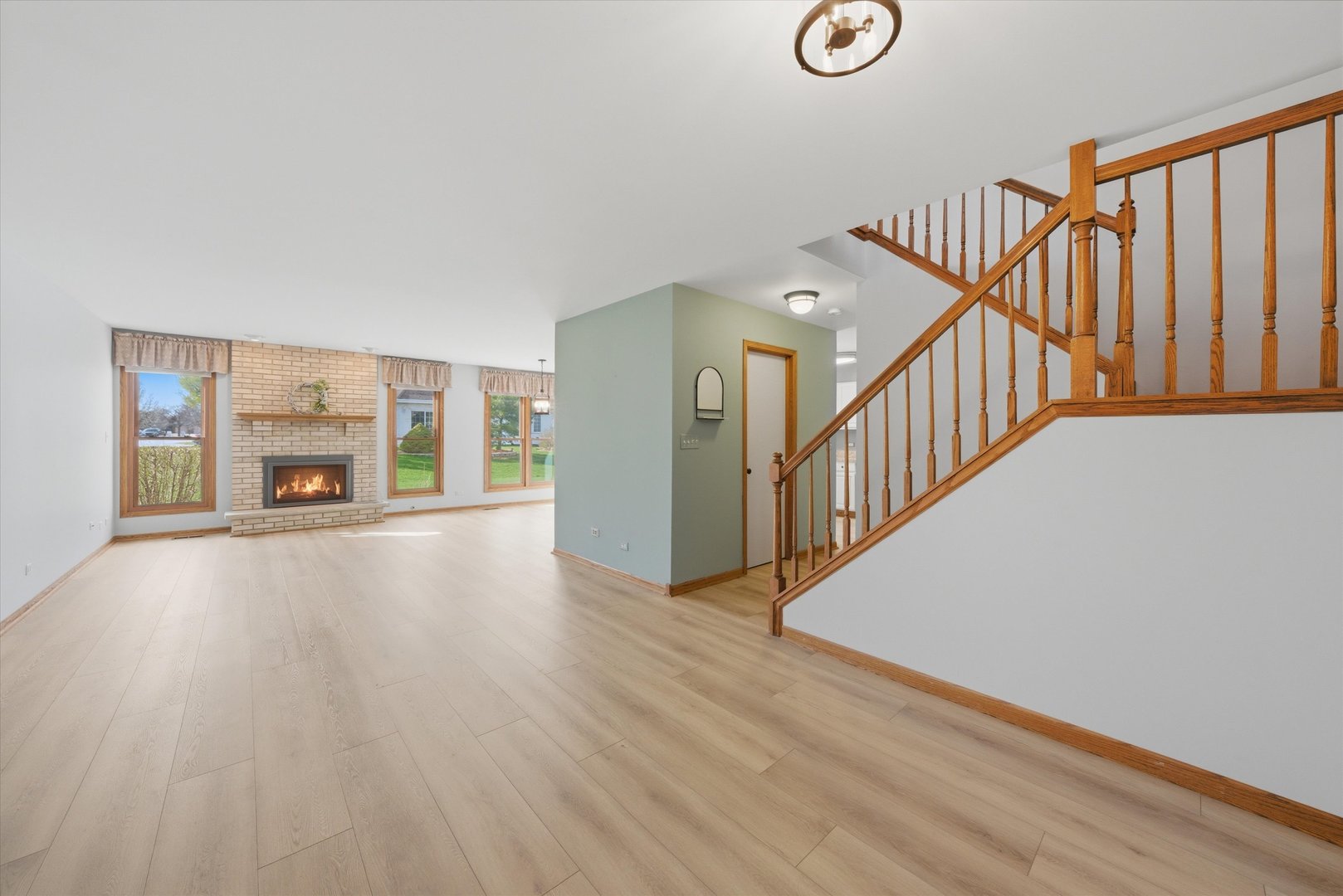 7770 Bristol Park Drive, Tinley Park, IL 60477